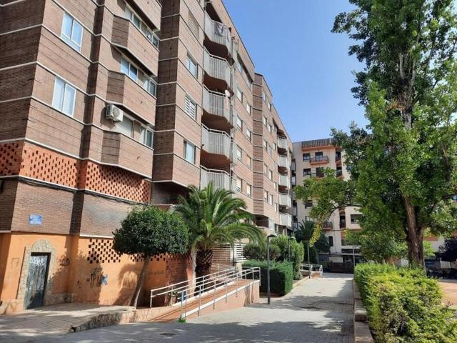 Piso en venta en Almansa, Puerta de valencia photo 0