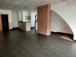 Local comercial en venta en Sagunto, Mercado photo 0