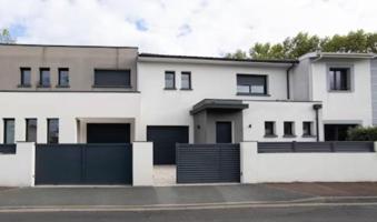 Bungalow en venta en Bormujos, Centro photo 0