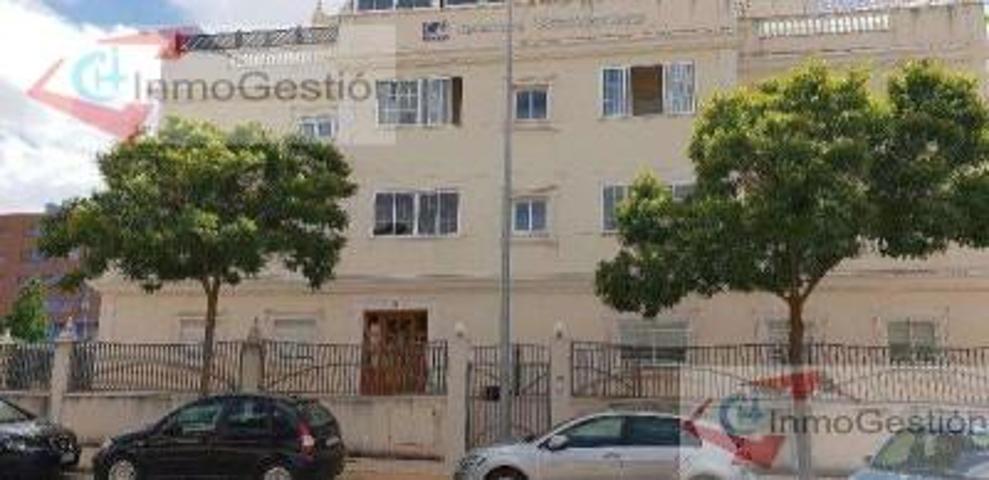 Apartamento en venta en Cáceres photo 0
