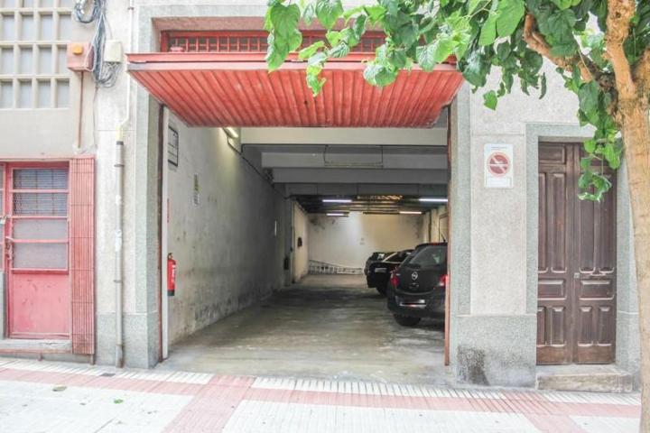 Local comercial en venta en A Coruña, Los Mallos-Juzgados-Estación photo 0