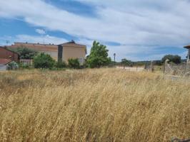 Terreno en venta en Navaluenga photo 0