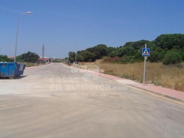 Terreno en venta en Alaior photo 0