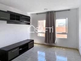 Piso en venta en Santa Lucía de Tirajana photo 0