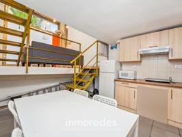 Local comercial en venta en Barcelona, El Guinardó photo 0