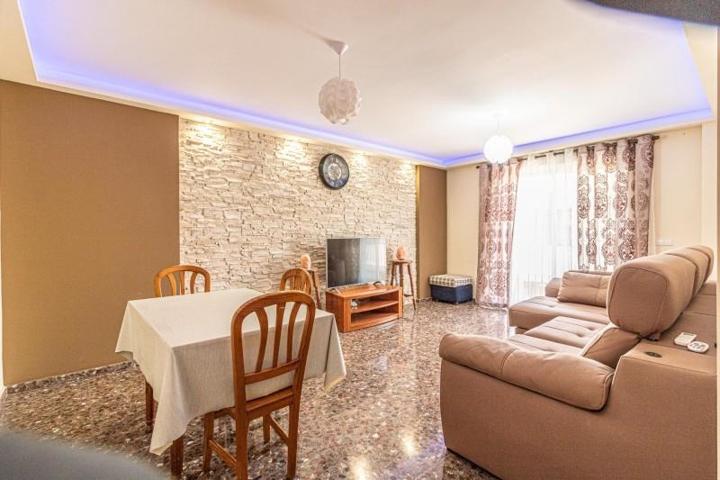 Piso en venta en L'Alcudia, Comunidad valenciana photo 0