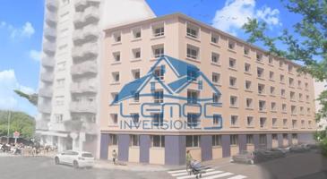 Piso en venta en León, Calle San Vicente Mártir, 24004 photo 0