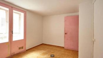 Entresuelo en venta en Barcelona, Sant Antoni photo 0