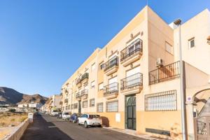 Piso en venta en Roquetas de Mar, El Parador photo 0