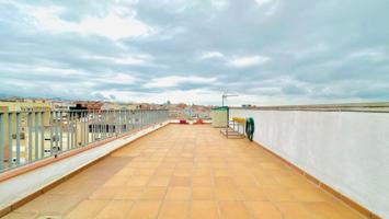 Casa en venta en Terrassa, Ca N\'Aurell photo 0