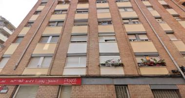 Piso en venta en Terrassa, Terrassa photo 0