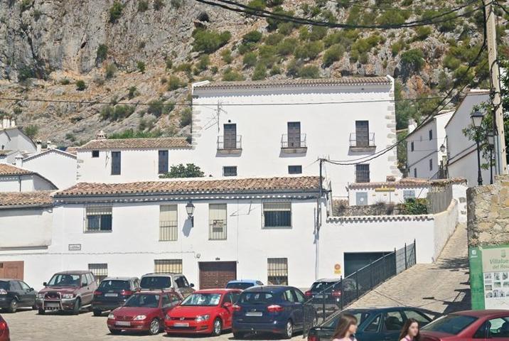 Casa en venta en Villaluenga del Rosario, Villaluenga photo 0