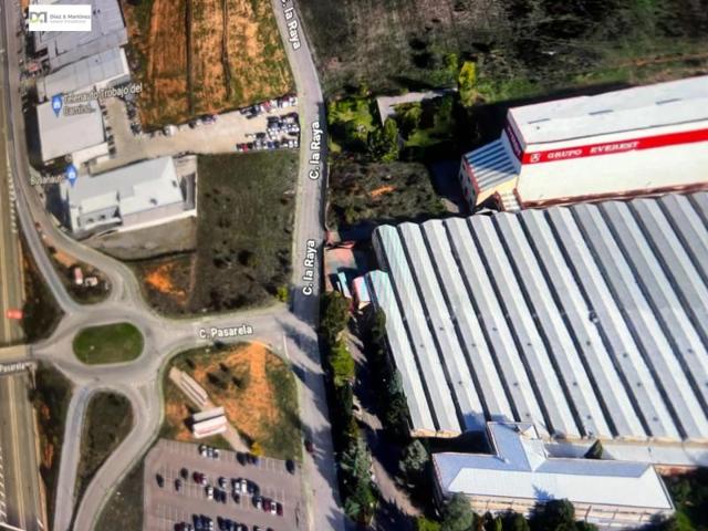 Terreno en venta en León, Trobajo del Camino photo 0