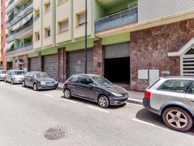 Local comercial en venta en Reus, Mas Carpa photo 0