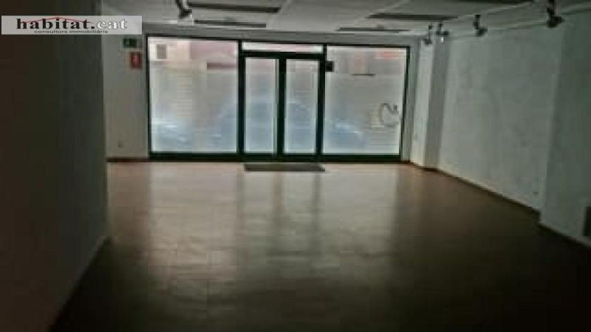 Local comercial en venta en Vilanova i la Geltrú, La Geltru photo 0