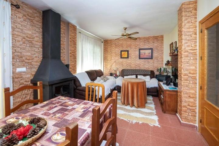 Adosada en venta en Alhendín, Alhendín photo 0