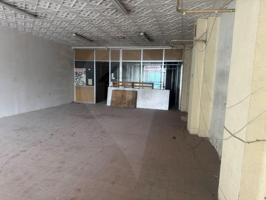 Local comercial en venta en Cervera photo 0
