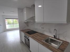 Piso en venta en Barberà del Vallès, Centro photo 0