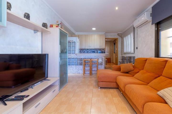 Planta baja en venta en Torrevieja, La Mata photo 0