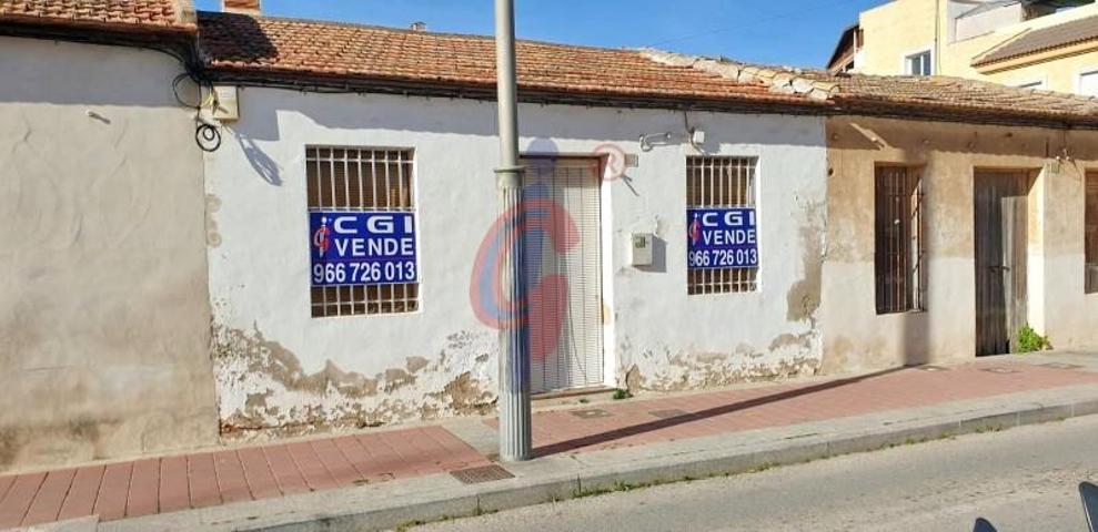 Casa en venta en Guardamar del Segura, Pueblo photo 0