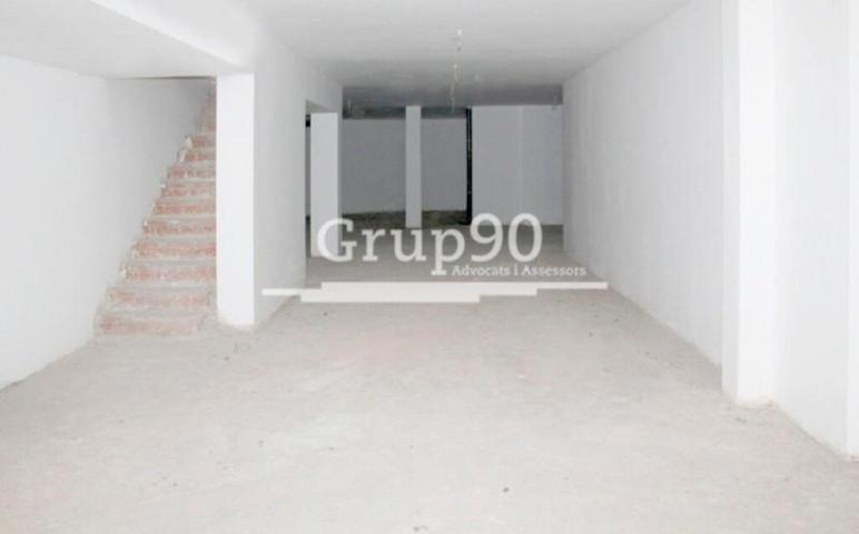 Local comercial en venta en Lleida photo 0