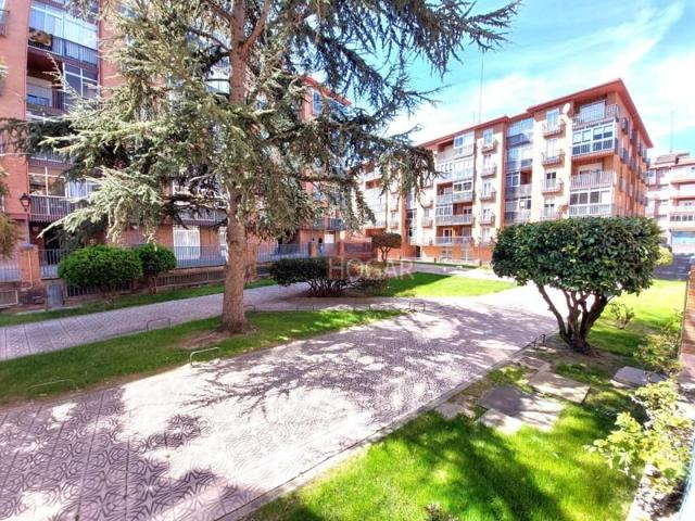 Piso en venta en Ávila, San Antonio photo 0