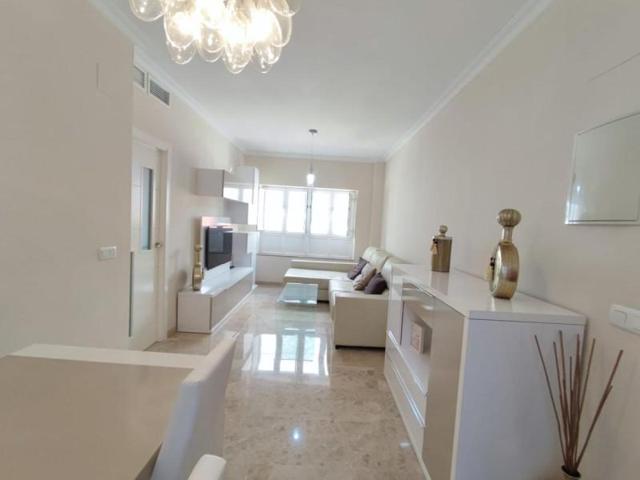 Piso en venta en Gibraleón, Calle Cervantes, 21500 photo 0