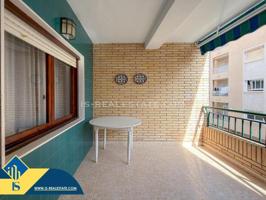 Apartamento en venta en Torrevieja, Playa de los Locos photo 0