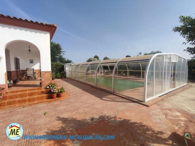 Chalet en venta en La Puebla de Cazalla, La Puebla De Cazalla photo 0