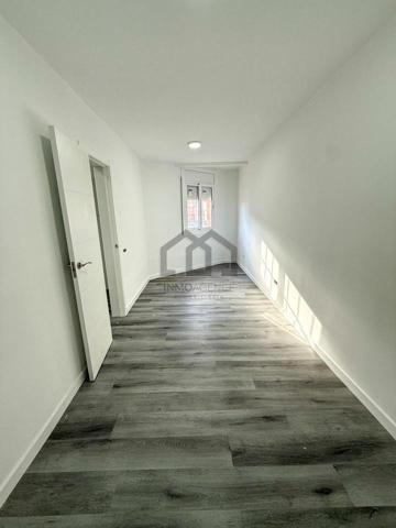 Piso en venta en Terrassa, LA GRIPIA photo 0