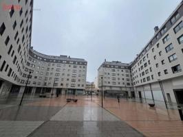 Local comercial en venta en Narón, Alto do Castaño photo 0