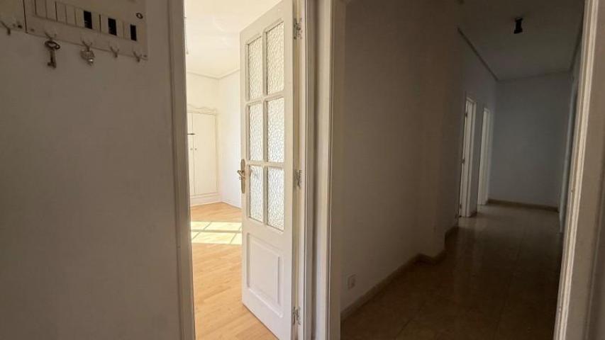 Piso en venta en Ourense, A Carballeira photo 0