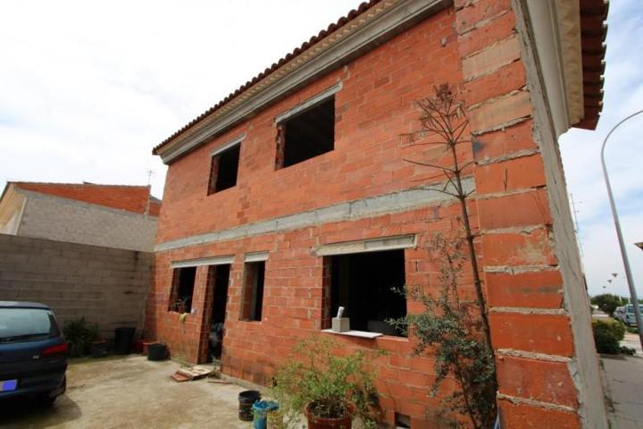 Casa en venta en Marines, Marines photo 0