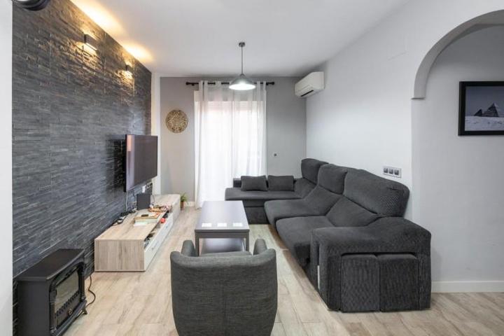 Piso en venta en Albolote, Albolote photo 0