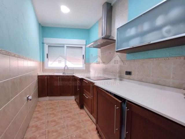 Casa en venta en Elda photo 0