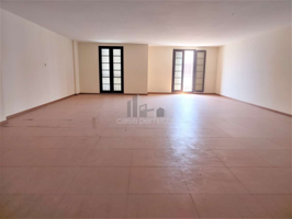 Local comercial en venta en Arrecife, Arrecife photo 0