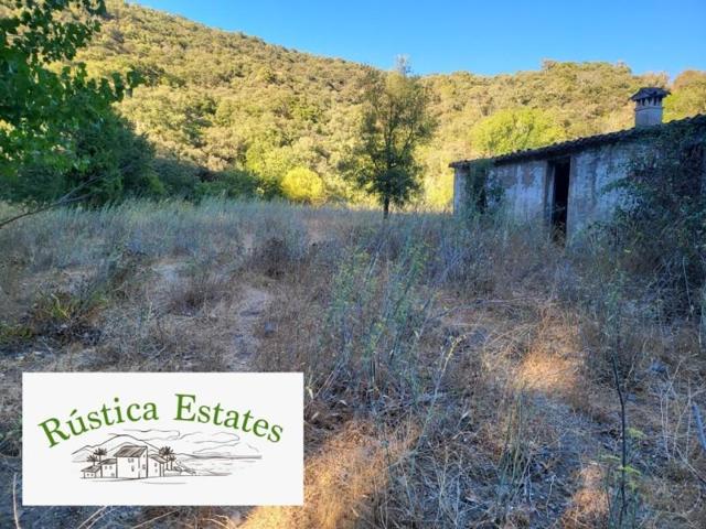 Casa con terreno en venta en Faraján photo 0