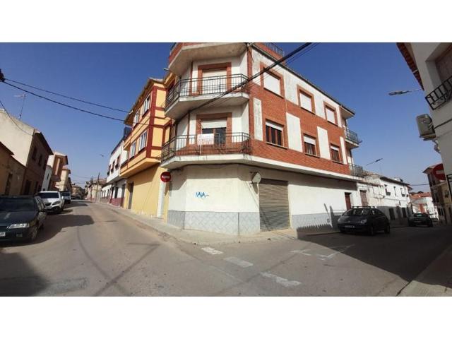 Edificio en venta en Villarrobledo photo 0