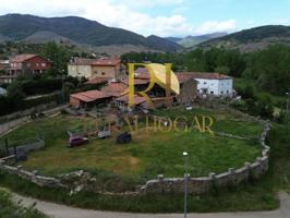 Casa en venta en Boñar photo 0