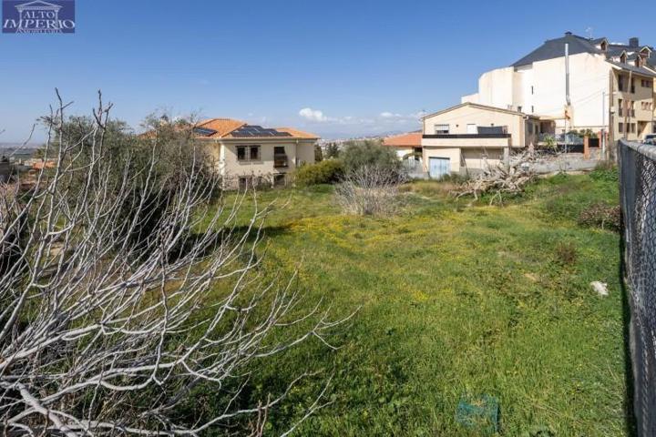 Terreno en venta en Monachil, Barrio de monachil photo 0