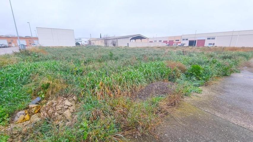 Terreno en venta en Cadrete, Aragon photo 0