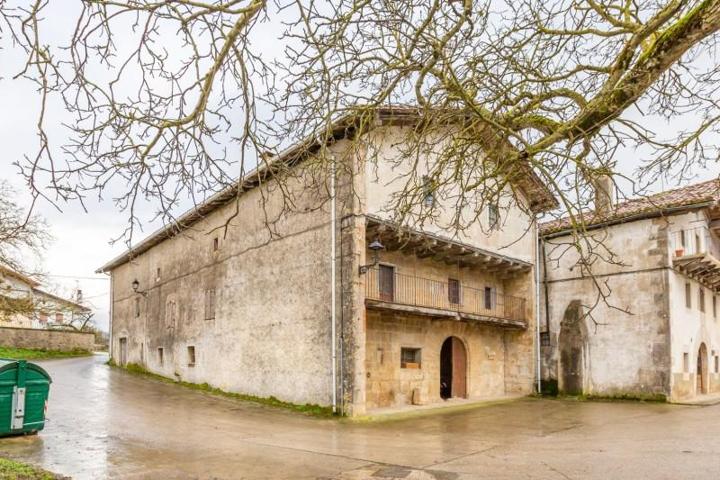 Casa en venta en Arakil, Odieta photo 0