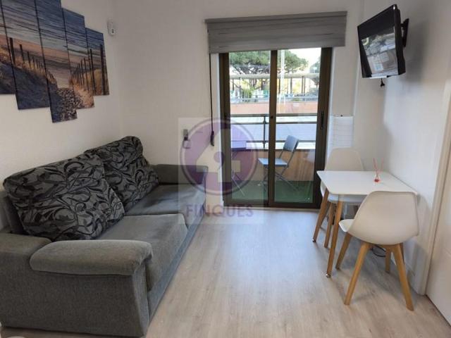Apartamento en venta en Castell-Platja d'Aro photo 0