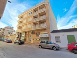 Piso en venta en Torrevieja, La Mata photo 0