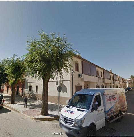 Adosada en venta en Guillena, Andalucia photo 0