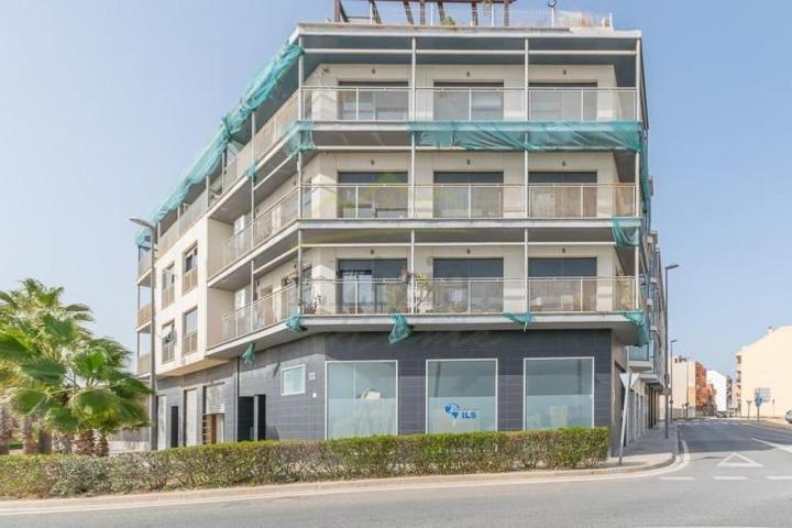 Local comercial en venta en La Pobla de Vallbona, Ayuntamiento photo 0