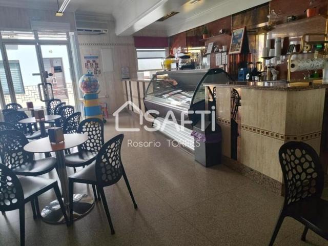 Adosada en venta en Fuentes de Andalucía photo 0