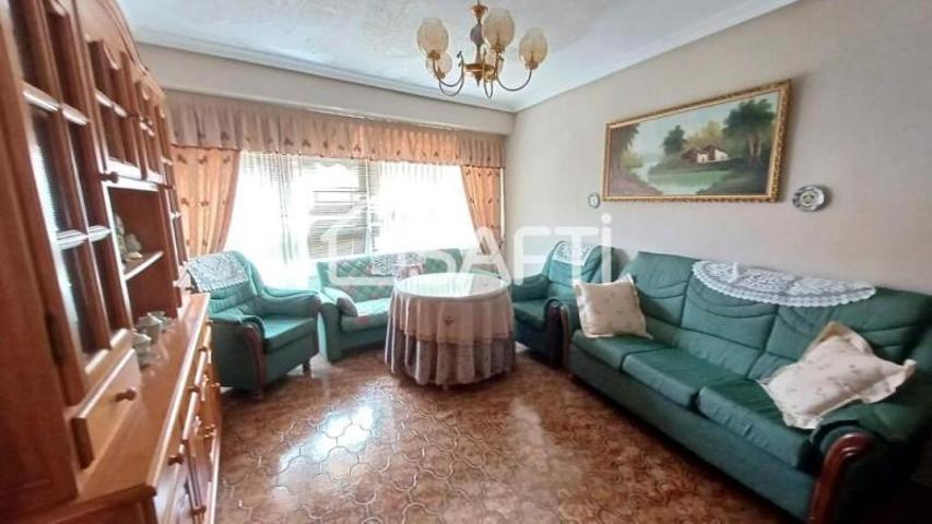 Casa en venta en Montehermoso photo 0