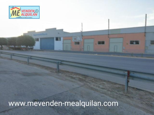 Nave industrial en venta en La Puebla de Cazalla, La Puebla De Cazalla photo 0