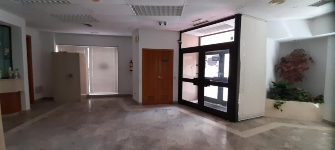 Local comercial en venta en Novelda, CENTRO photo 0
